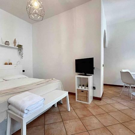 Unconventional Apartment: Centro Storico Con Bici Mantova Exteriör bild