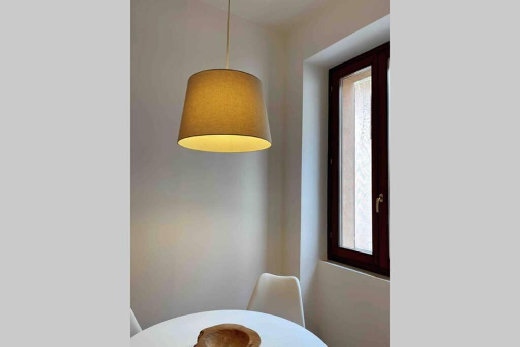 Unconventional Apartment: Centro Storico Con Bici Mantova Exteriör bild